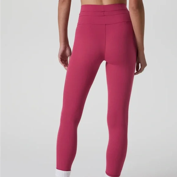 Vuori Daily Form Legging NWT. Size Medium - Picture 3 of 11